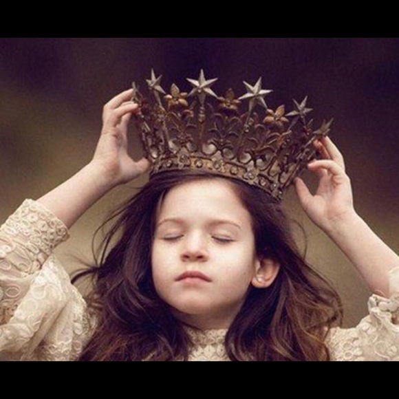 Meet your Posher, Debra - Picture 1 of 1